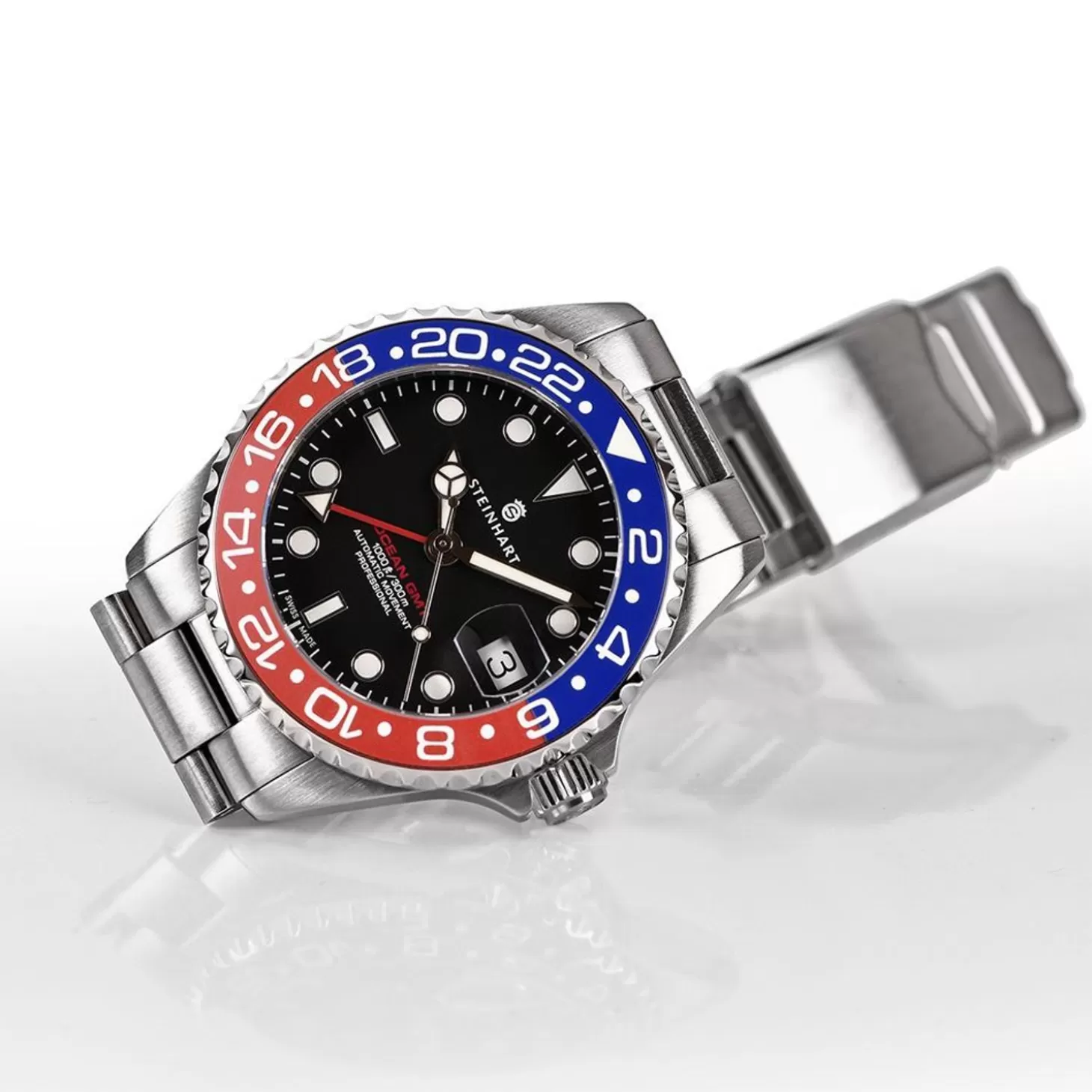 Ocean 39 Gmt Blauw-Rood Keramiek Duikhorloge^Steinhart Watches Best